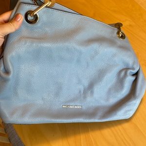 Michael Kors women genuine leather purse good condition